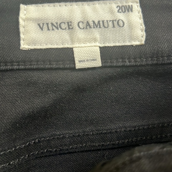 Vince Camuto Fray Hem Skinny Jeans in La Brea Wash - Picture 6 of 8